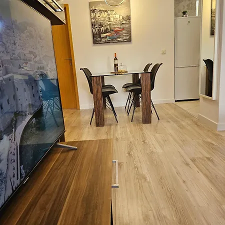 Vukosav Family And 3*