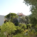 בית הארחה Vukosav Family And