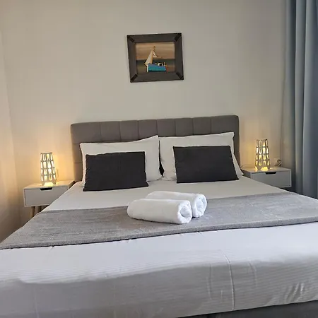 Vukosav Family And 3* Dubrovnik