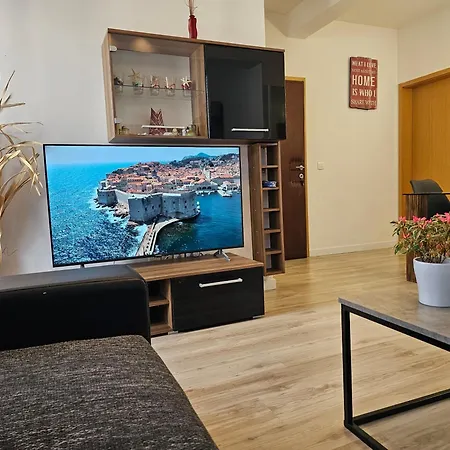 Gasthuis Vukosav Family And Dubrovnik