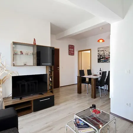Vukosav Family And Guest house 3*