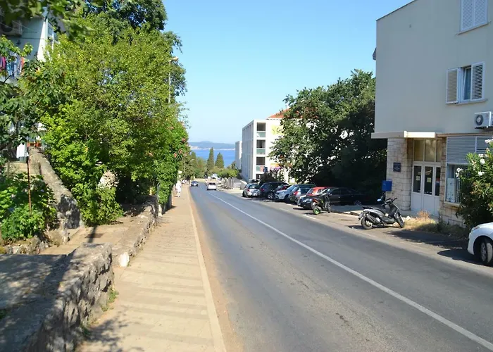 Vukosav Family And Gostinjska kuća 3*
