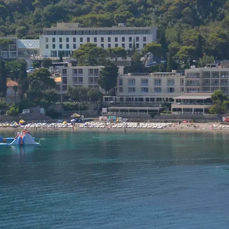 Vukosav Family And 4* Dubrovnik