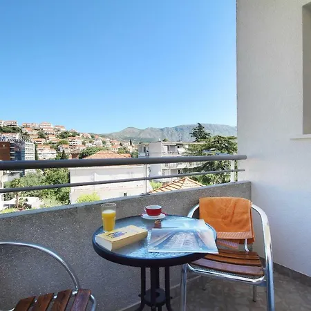 Pensionat Vukosav Family And