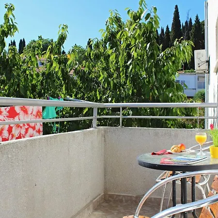 Vukosav Family And Pensionat Dubrovnik