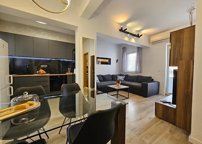 Vukosav Family And 3* Dubrovnik